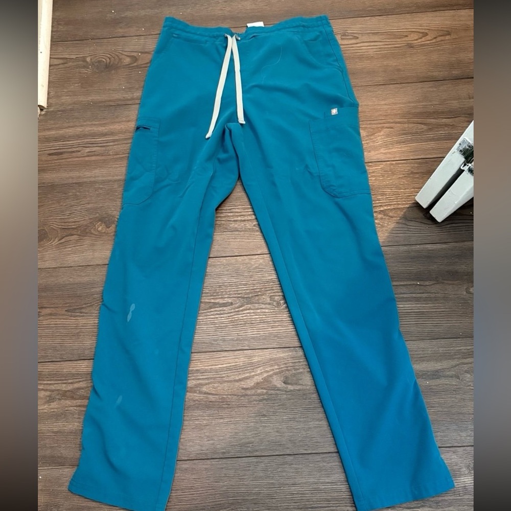 Figs scrub pants